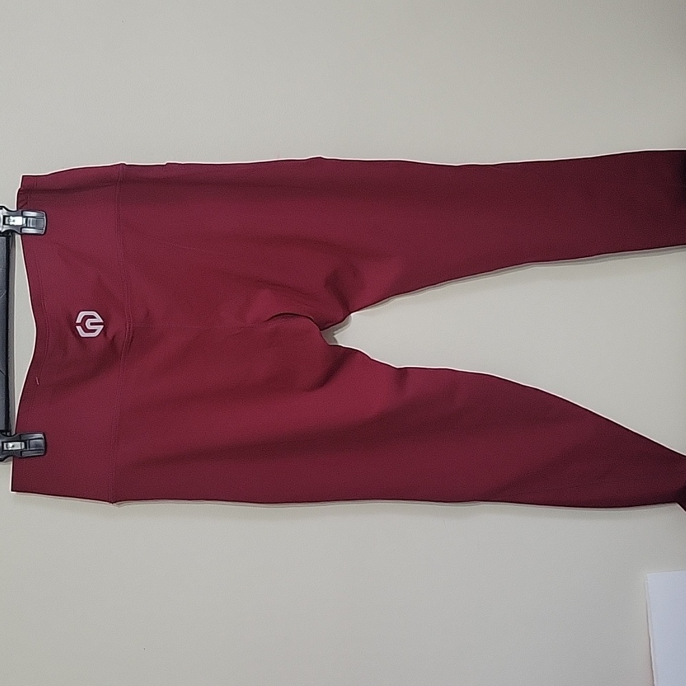 red high-waisted women's athletic leggings. 3XL